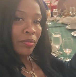 Meet your Posher, Regina